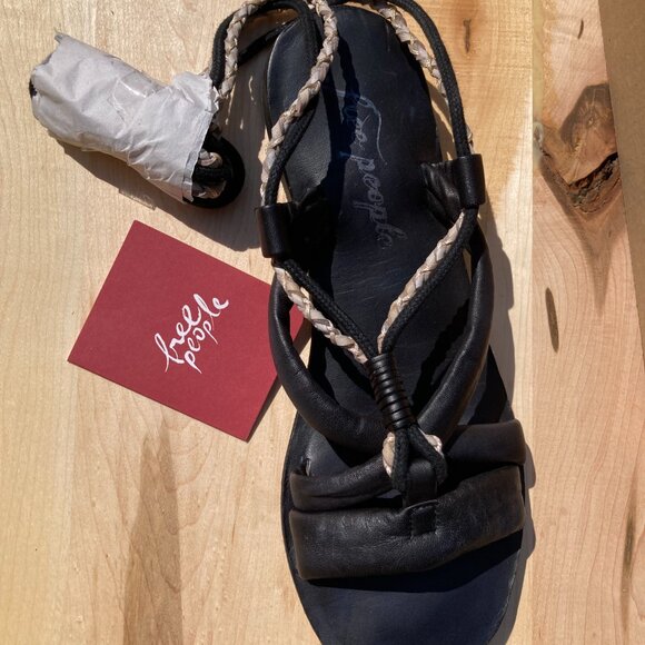 NEW Free People Linden Leather Wrap Sandals in Black  Size 39 - Picture 16 of 16